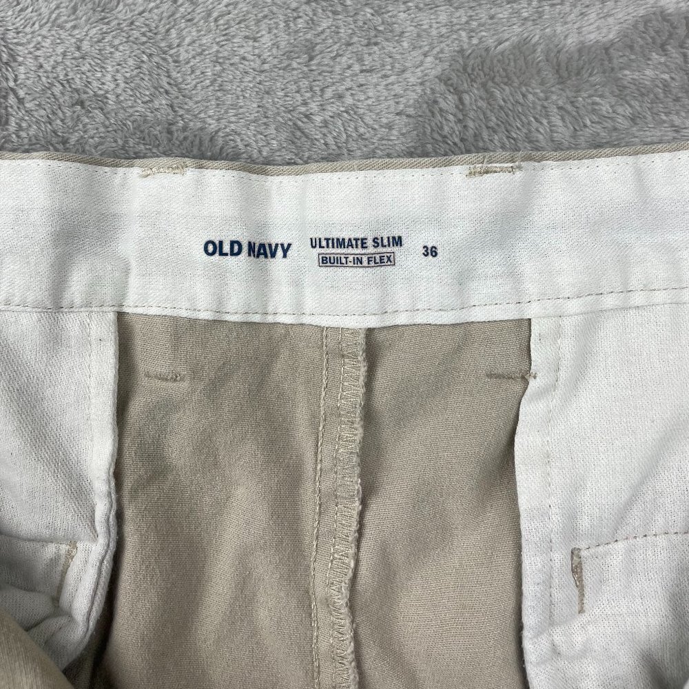 Old Navy Ultimate Slim Cactus Flat Front Shorts Men's Size 36 - Picture 2 of 8